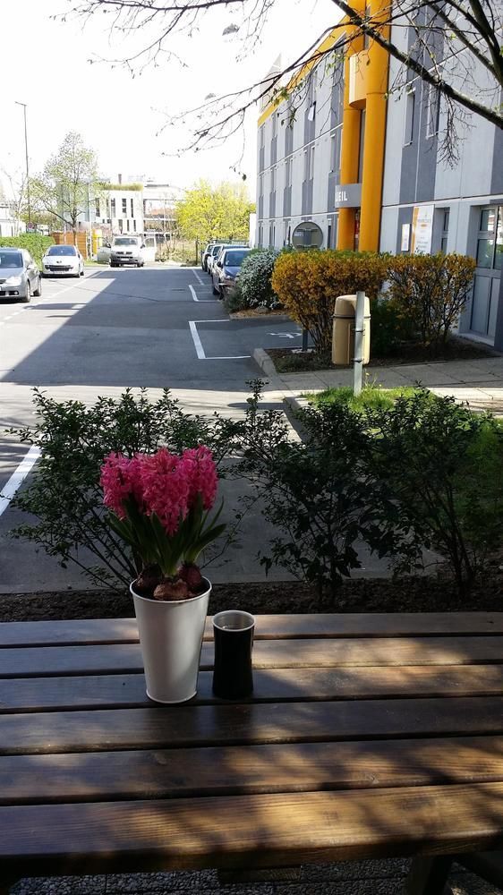 Premiere Classe Montreuil Экстерьер фото Hyacinth