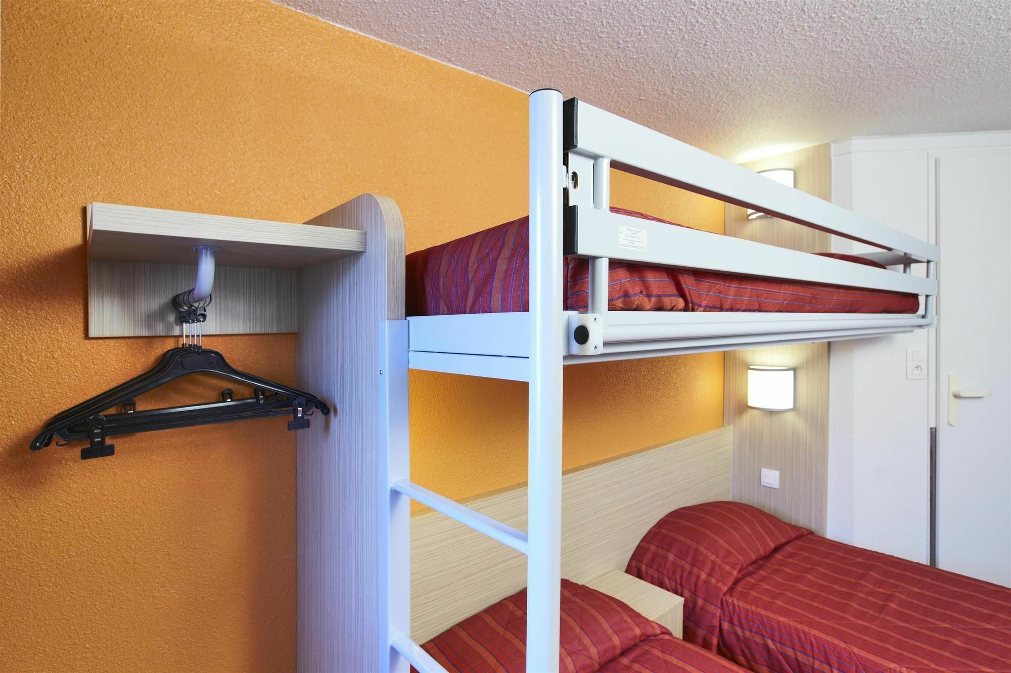 Premiere Classe Montreuil Экстерьер фото A bunk bed